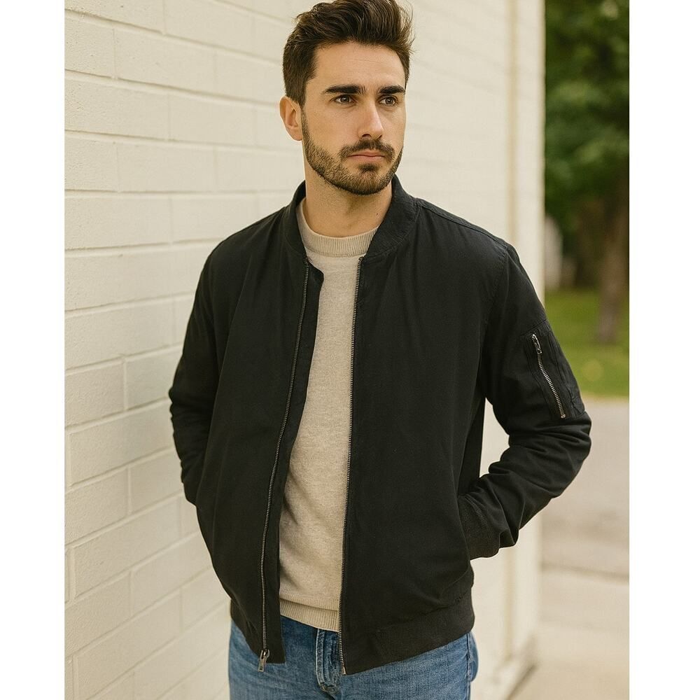 Old Navy Black Bomber Jacket Men’s S Lightweight Casual Smart Streetwear Winter